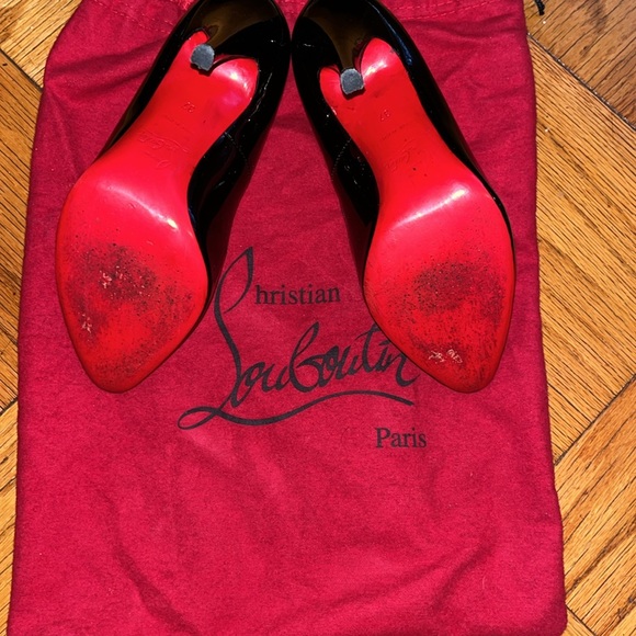 Women Louboutin heels - Picture 3 of 5